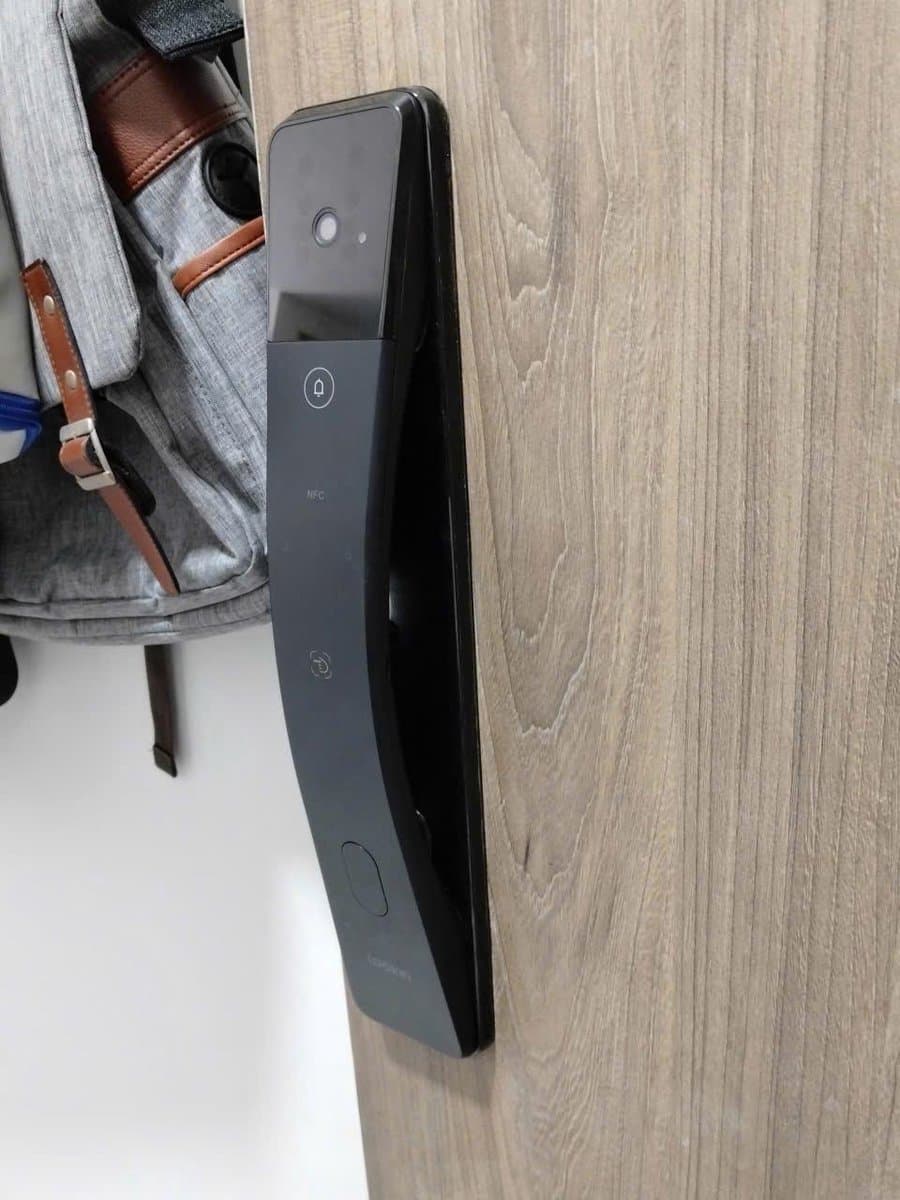 LOXON Q5 - Khóa cửa thông minh có camera, màu đen