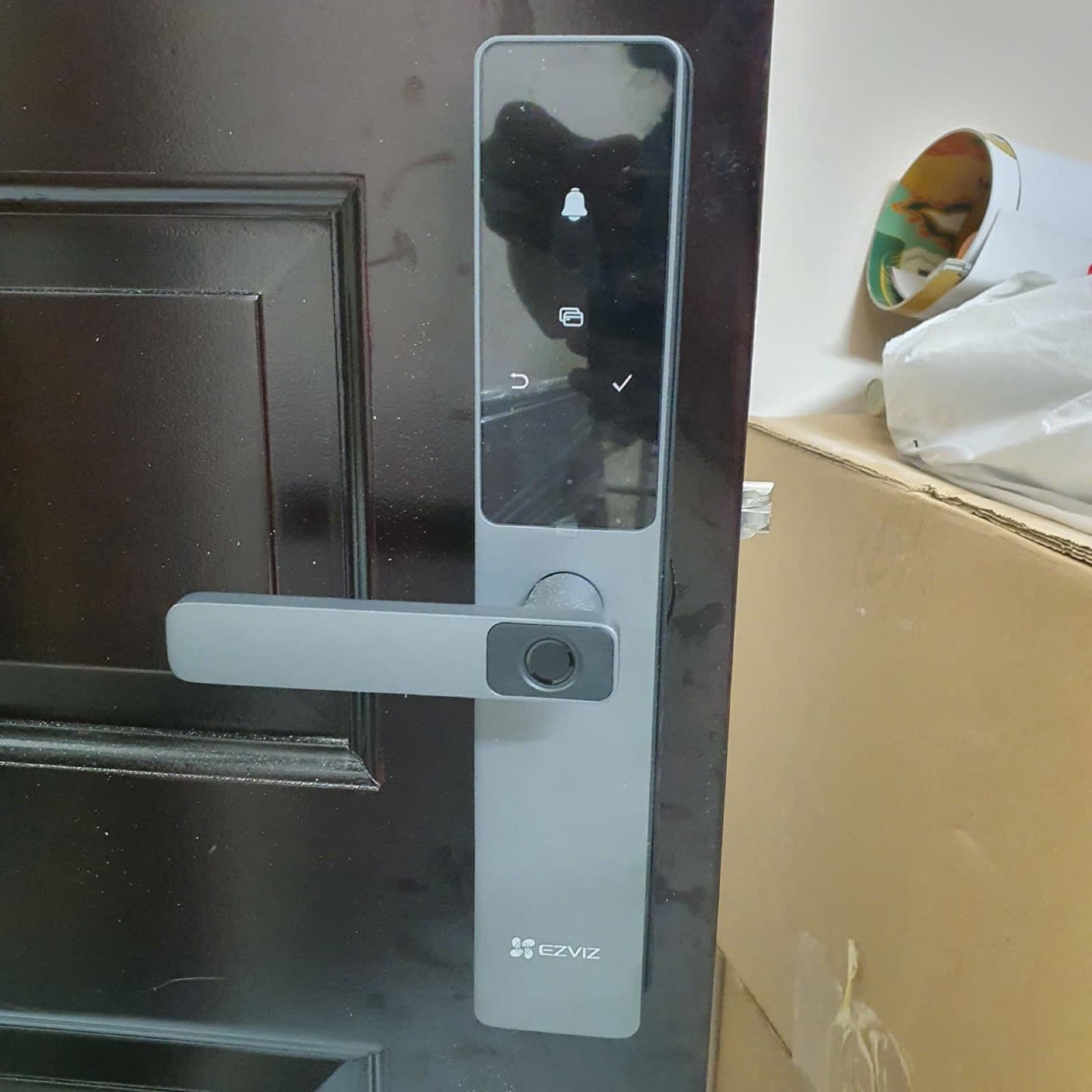 Khoá điện tử lắp cửa gỗ — công trình thực tế doorlock.vn (13/06/2026)