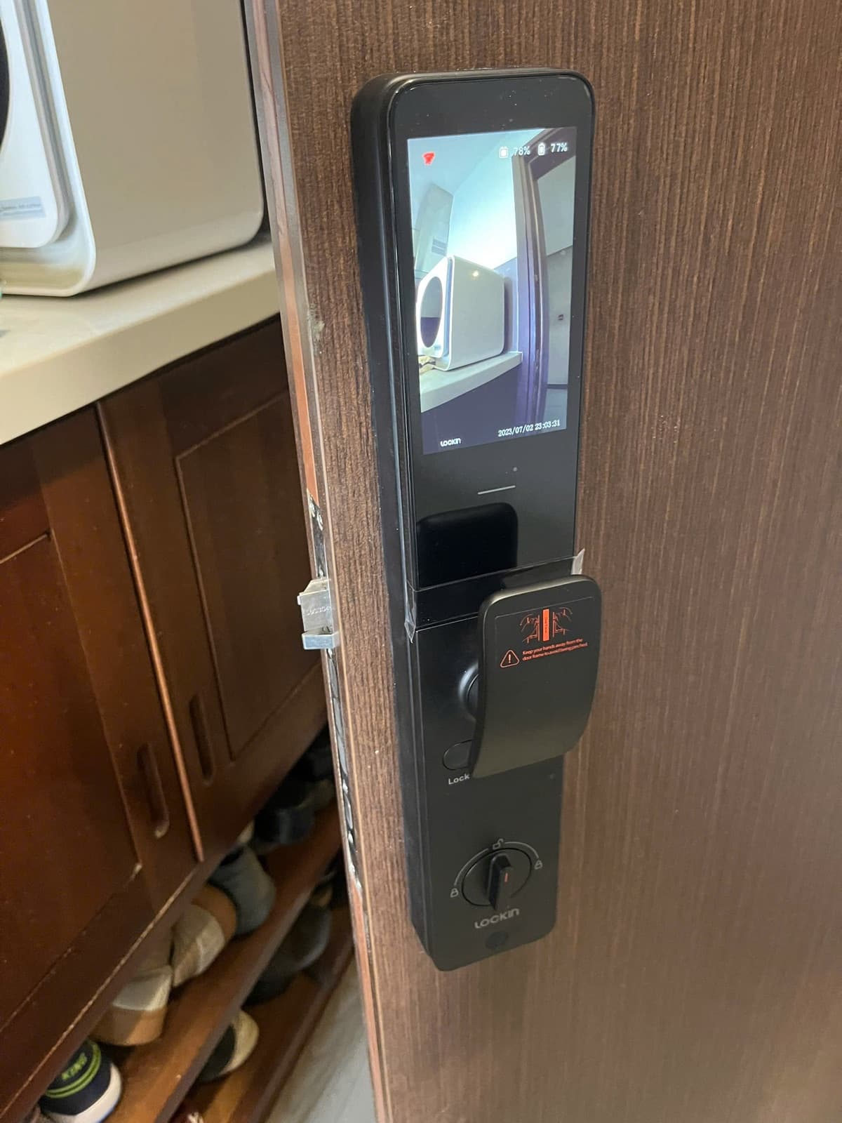 Khoá điện tử lắp cửa gỗ — công trình thực tế doorlock.vn (20/06/2026)