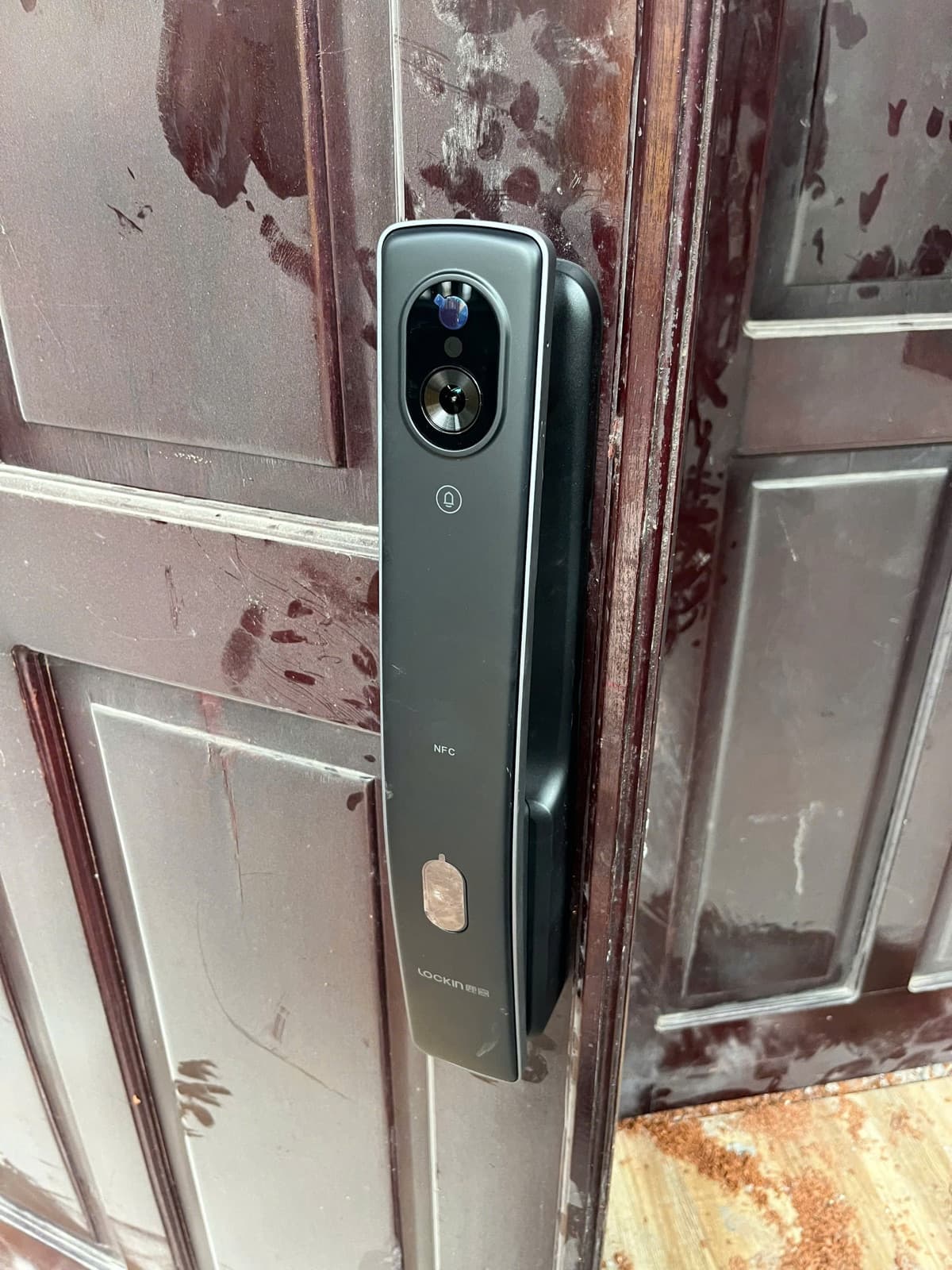 Khoá điện tử lắp cửa gỗ — công trình thực tế doorlock.vn (27/06/2026)