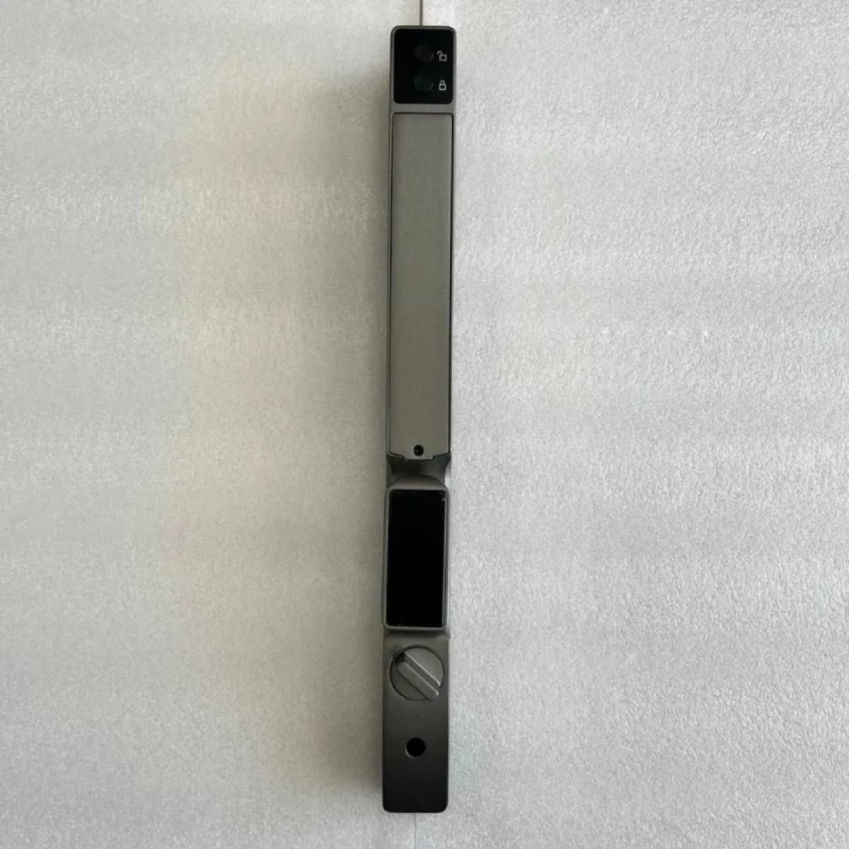Mặt sau khóa cửa nhôm AKIA X6