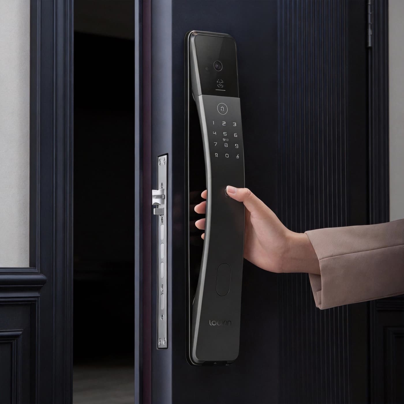 Mở cửa push-pull khóa Lockin S6 Max