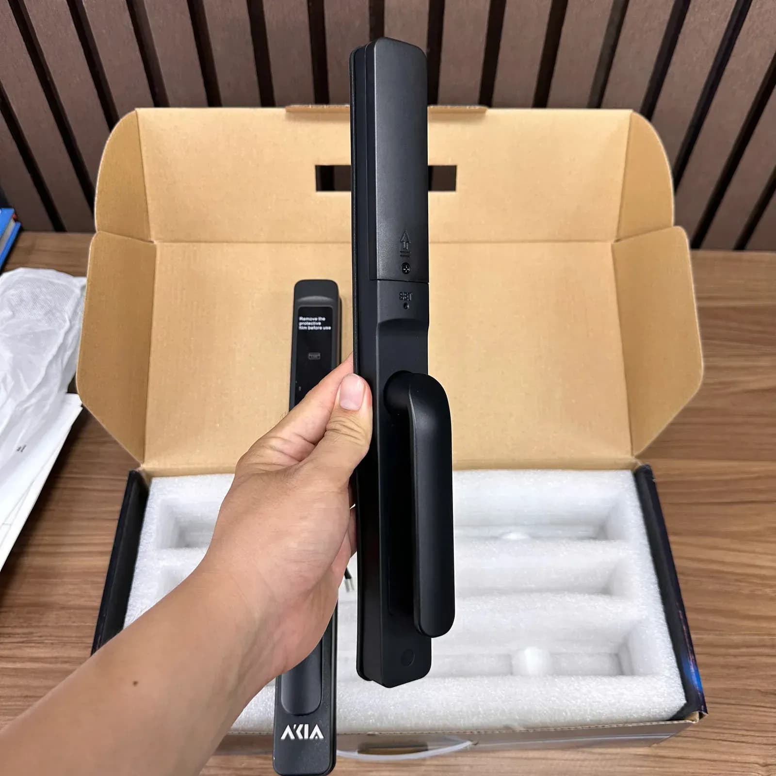 Khóa AKIA Melo 301 - dòng bán chạy nhất cho cửa nhôm Xingfa