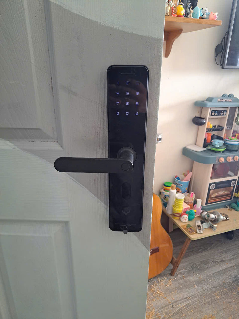 Hình ảnh thực tế của khoá Lockin X1